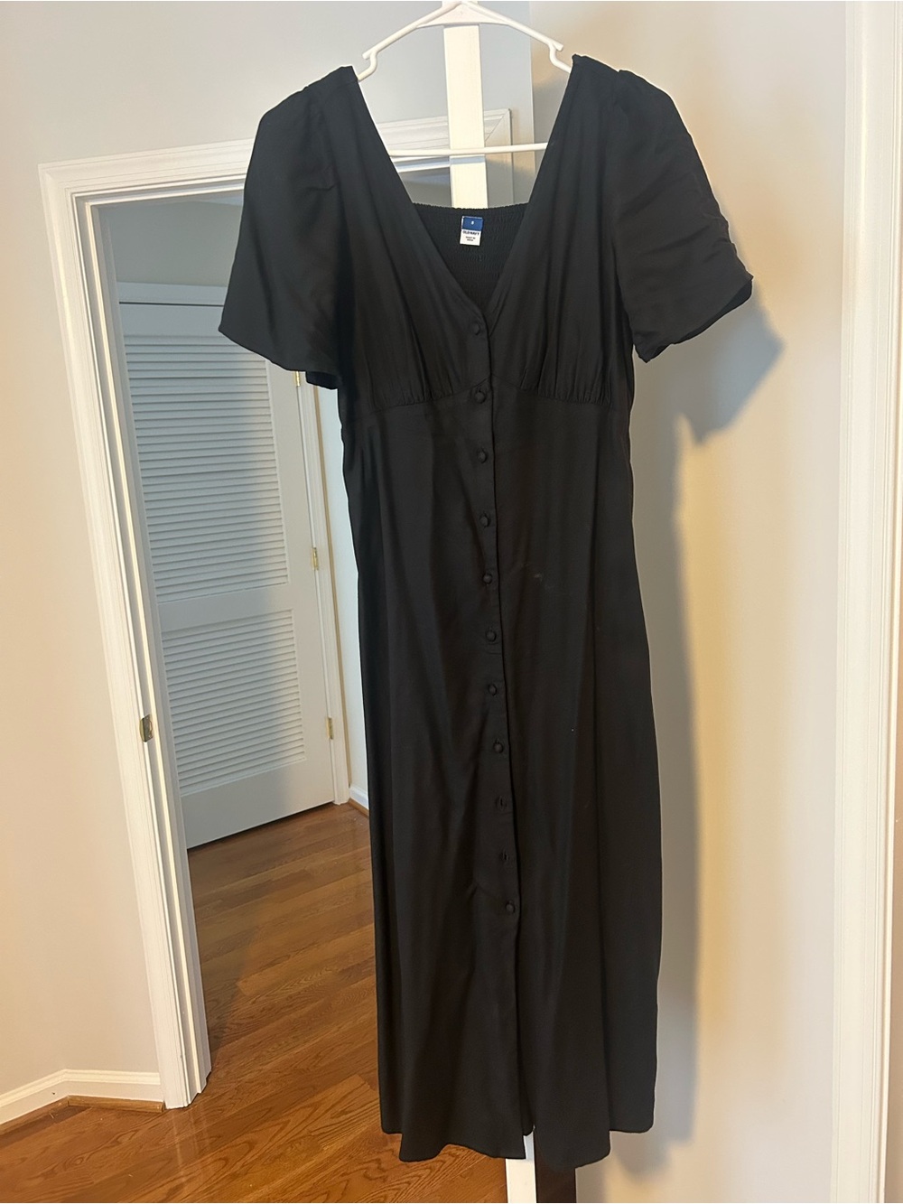 Old Navy Black Button-Front Midi Dress with V-Neck